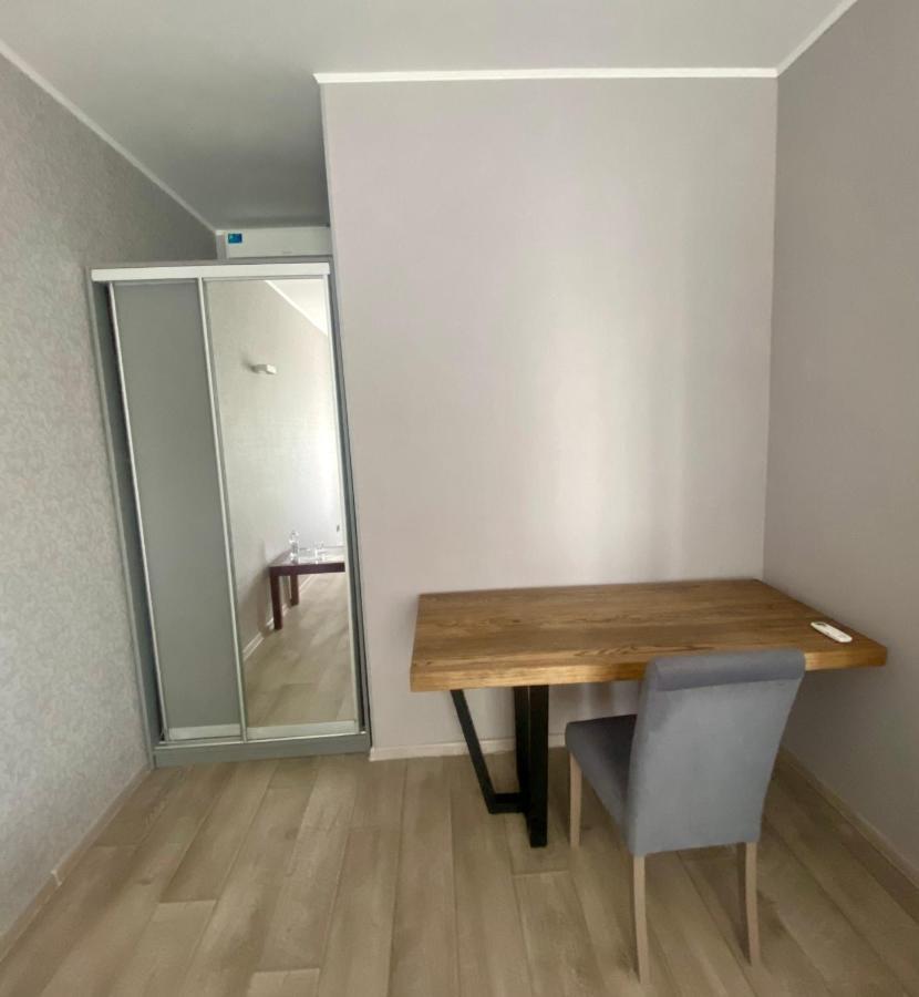 Pallada Hotel Тернополь Экстерьер фото