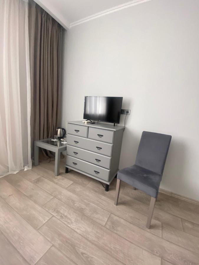 Pallada Hotel Тернополь Экстерьер фото
