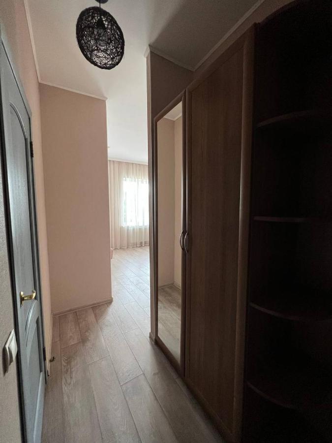 Pallada Hotel Тернополь Экстерьер фото
